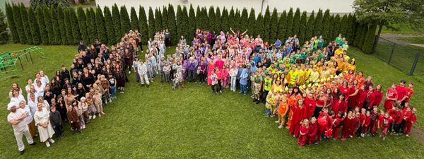 Barevná bitva tříd